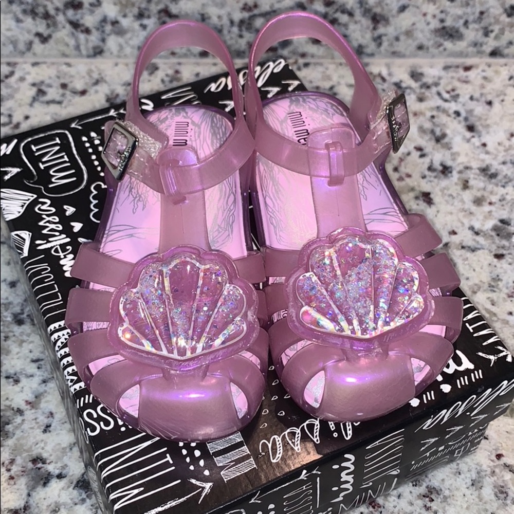 SOLD NIB Mini Melissa 8